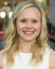 Alison Pill's hairstyle with beachy waves