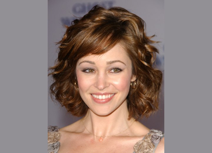 Autumn Reeser - Medium hairstyle with bounce