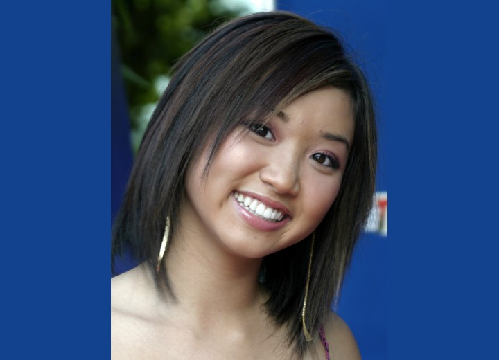 Brenda Song - Mid length hair slithered by a razor