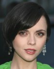 Christina Ricci sporting a short bob that just covers the ears