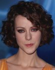 Jena Malone's short curly hairstyle
