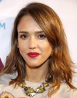 Jessica Alba wearing a shoulder length hairstyle with layers