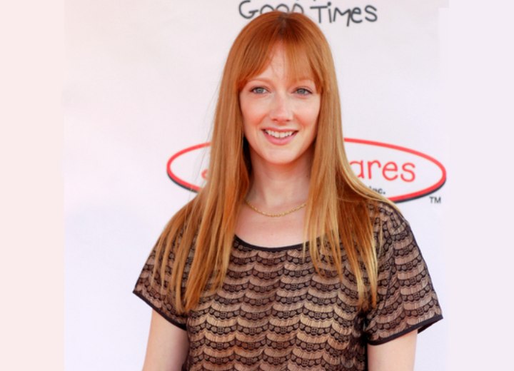 Judy Greer with long and smooth reddish blonde hair