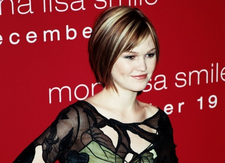 Julia Stiles with a bob hairstyle