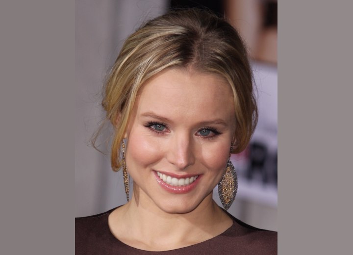 Kristen Bell wearing her hair up and away from her face