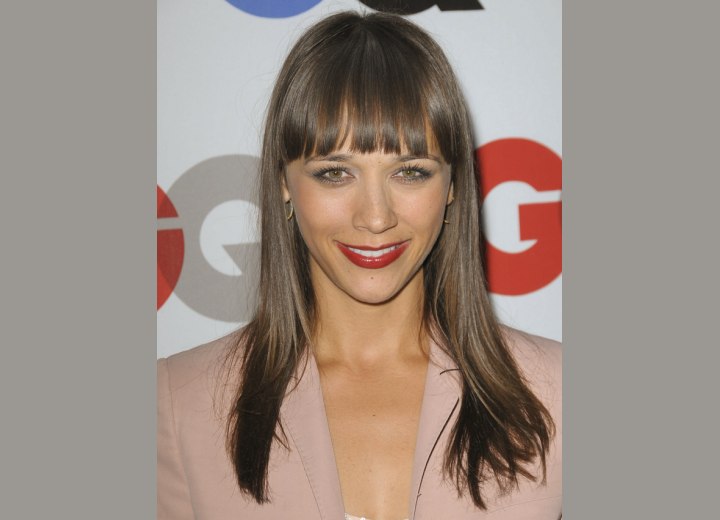 Rashida Jones - Long hair with bangs that tip the eyebrows