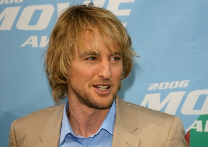 Good Hair Cuts on Owen Wilson Sporting A Long Layered Haircut  Styled To Conceal A