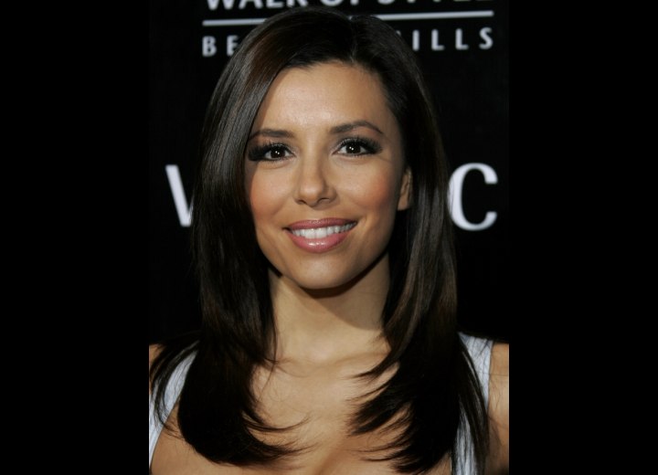 Eva Longoria - Long straight hairstyle with textured sides