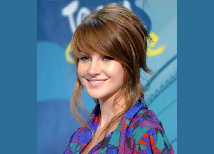 Shailene Woodley wearing her hair partially up