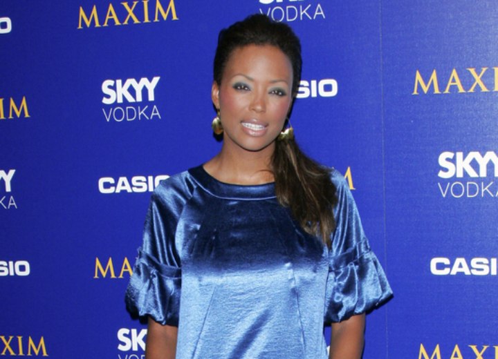 Aisha Tyler - Glam hairstyle with a ponytail