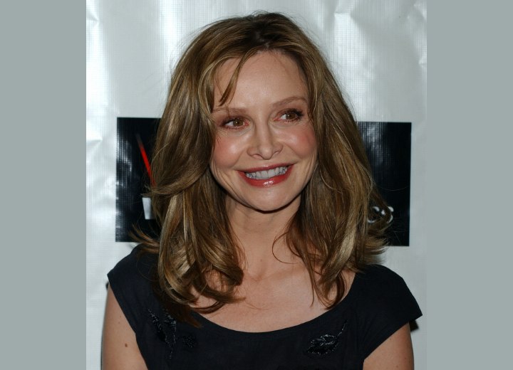 Calista Flockhart - Long blunt hairstyle with volume