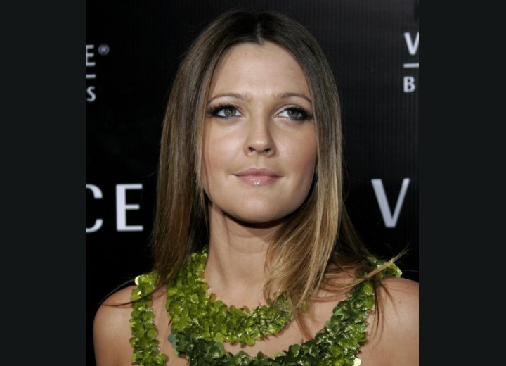 Drew Barrymore - Long center parted hairstyle