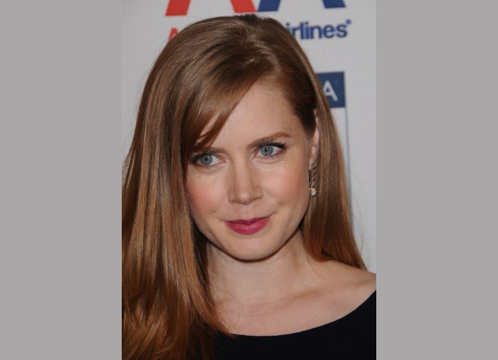 Amy Adams - Side parted long hair with bangs