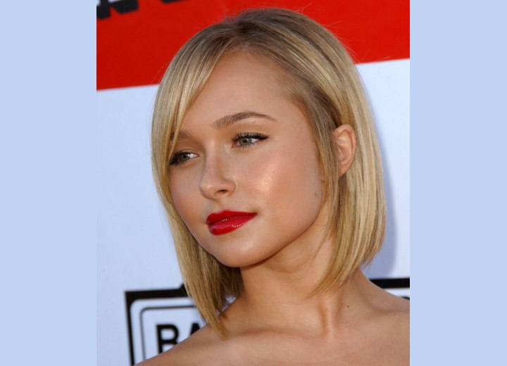 Hayden Panettiere - Hairstyle for straight short hair