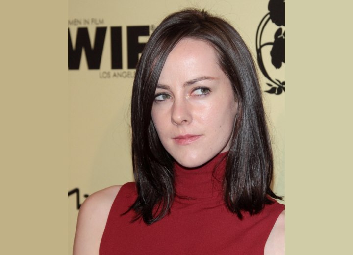 Jena Malone - Hairstyle for a long heart face shape