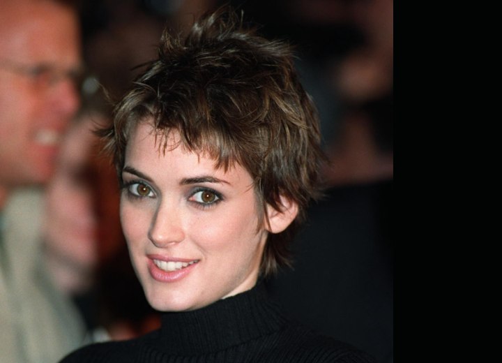 Winona Ryder - Pixie cut with a longer neck