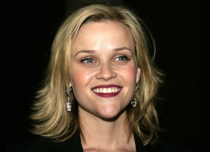 Reese Witherspoon - Hairstyle with ends that flip out