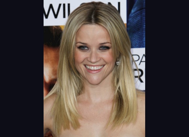 Simple hairstyle for long hair - Reese Witherspoon