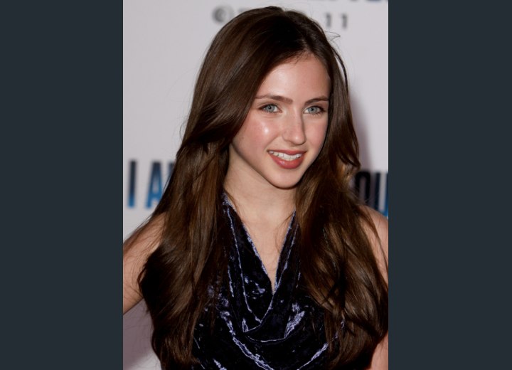 Long hair with winged sides - Ryan Newman