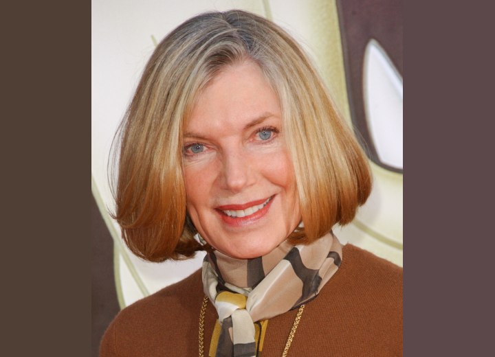 Hairstyle for women aged over 60 - Susan Sullivan