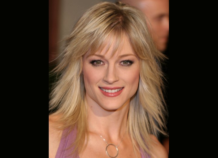 Long haircut with thinned bangs - Teri Polo