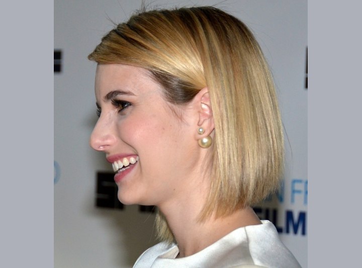 Side view of Emma Roberts bob haircut