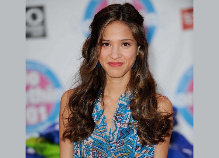 Kelsey Chow's brown hair with long curls