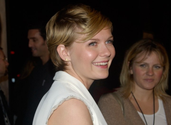 Kirsten Dunst with her hair in a pixie