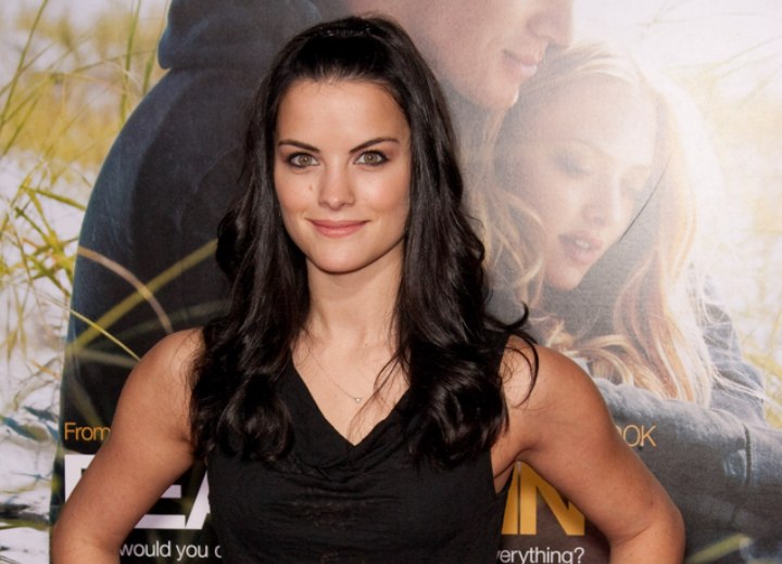 Long hairstyle for thick hair - Jaimie Alexander