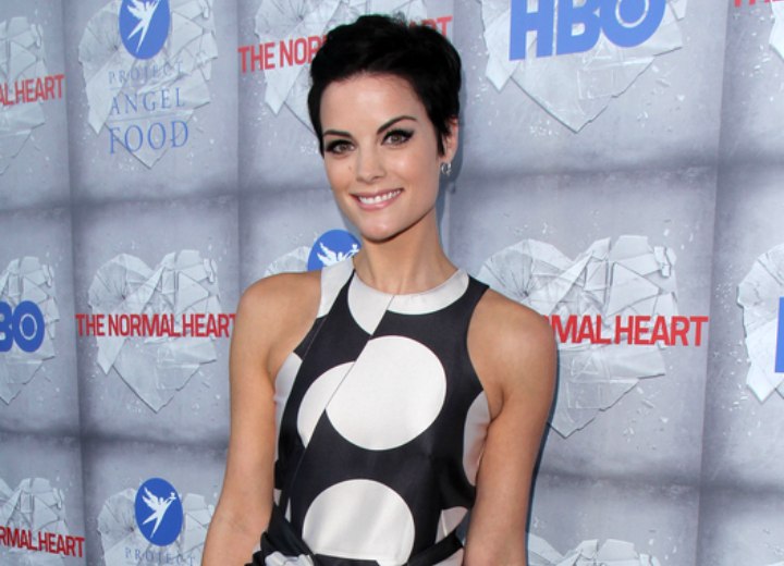 Jaimie Alexander - Soft short hairstyle with feathering around the ears