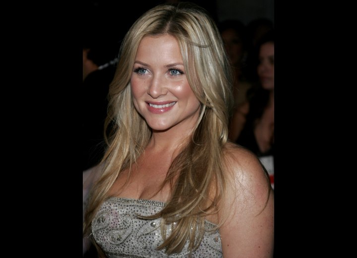 Side view of Jessica Capshaw's hair