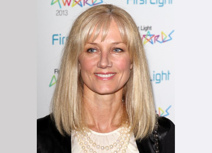 Joely Richardson's modern shoulder-length hairstyle