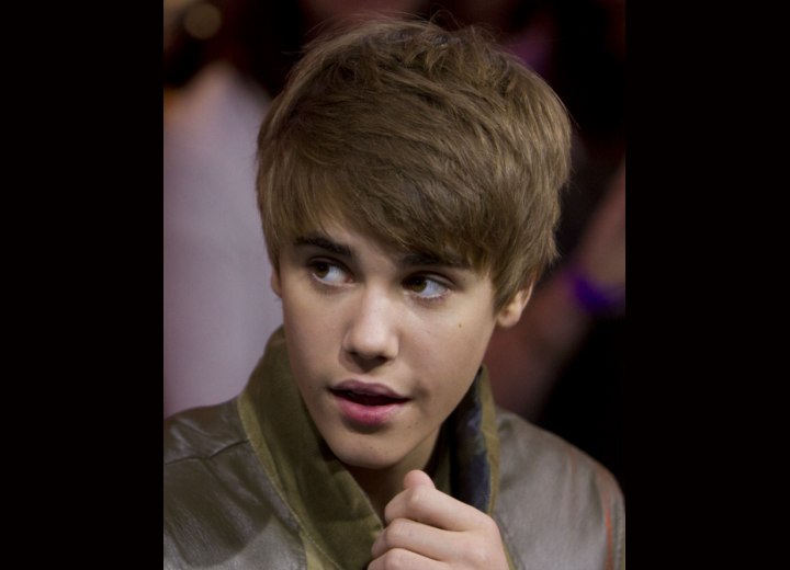 Justin Biebers boys hairstyle with a fringe