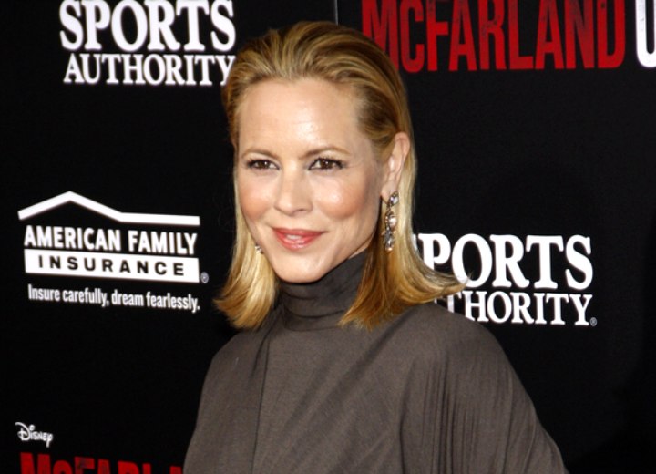 Maria Bello with hair that makes her look  younger