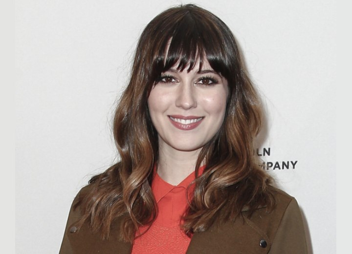 Mary Elizabeth Winstead brunette hairstyle with blunt bangs