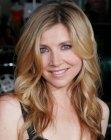 Sarah Chalke wearing her hair long with luxurious waves