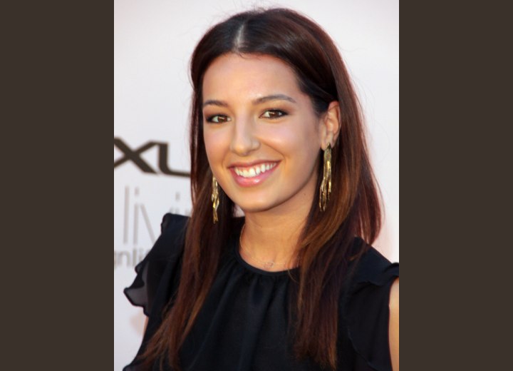 Long hair combed behind the ears - Vanessa Lengies
