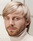 coupe mi-longue pour hommes