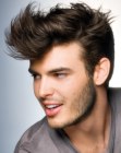 coupe pour hommes courte autour des oreilles