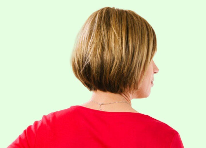 Side and back view of a chin length bob