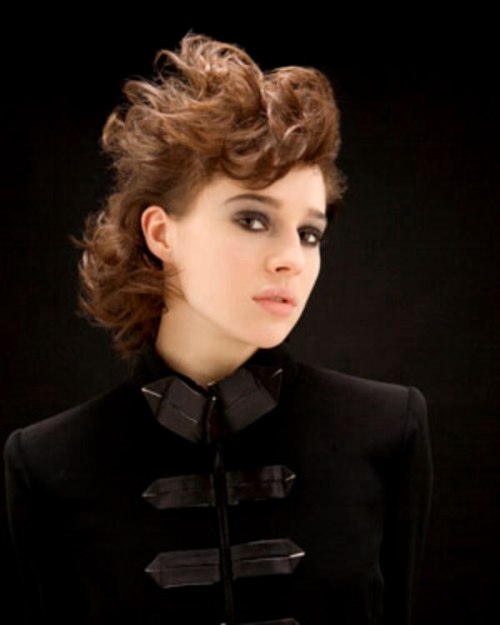 hairstyle with long lasting curl