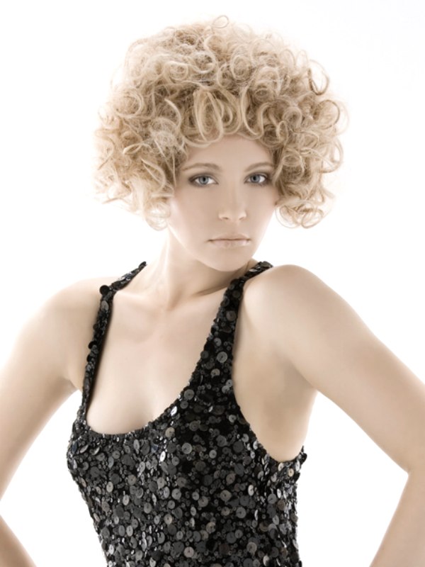 short spiral curls hairstyle