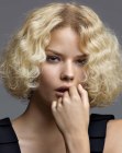 wavy blonde midlength hair