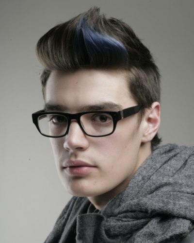 Men's hair with blue streaks