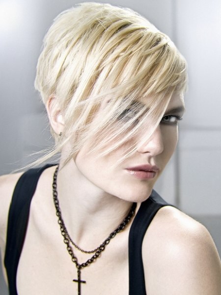 Short blonde hair cut with a graduated nape