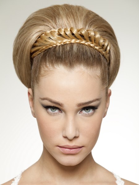 Elizabethan Age updo with smoothed-back hair