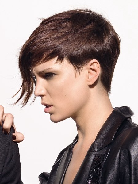 Dynamic short rock hairstyle for brown hair