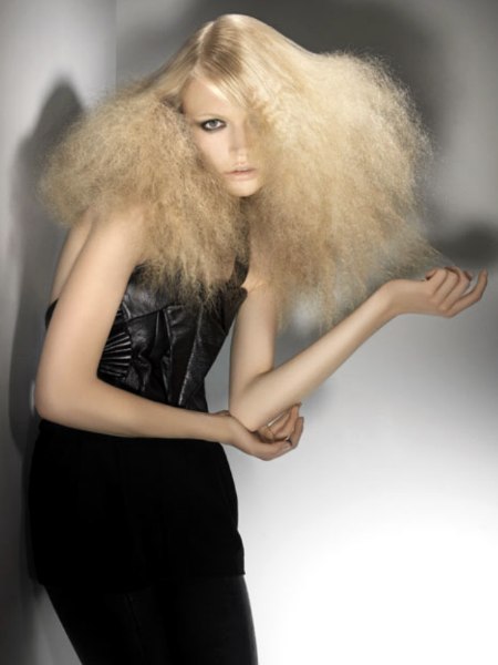 Long blonde hair with crimping