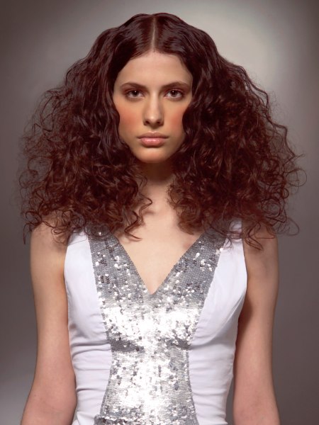 photo of hairstyle with curls