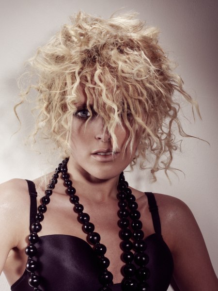 Short hairstyle with twisted hair and spiral locks